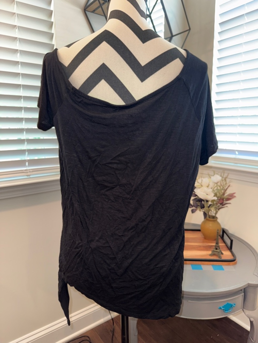 Torrid Super Soft Black Fox Moon Cactus Off Shoulder Side Tie Tee 00 - Picture 6 of 11